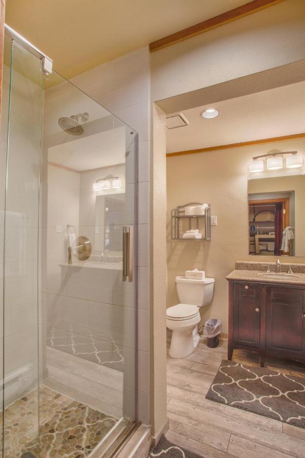 Aspencliffe Home - Peaceful - Spacious - Hot Tub Blue River Exterior photo