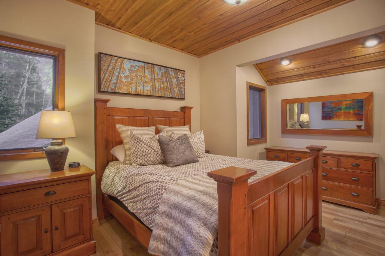 Aspencliffe Home - Peaceful - Spacious - Hot Tub Blue River Exterior photo
