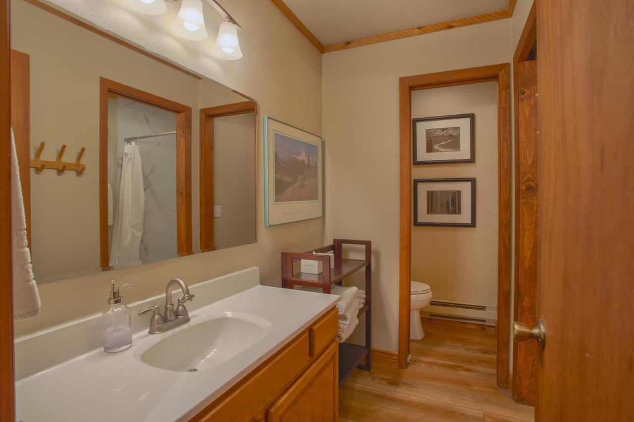 Aspencliffe Home - Peaceful - Spacious - Hot Tub Blue River Exterior photo
